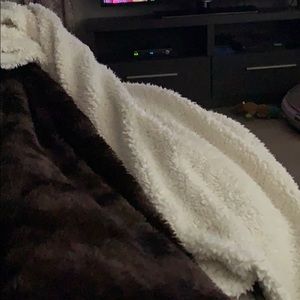 Meet your Posher, Adam